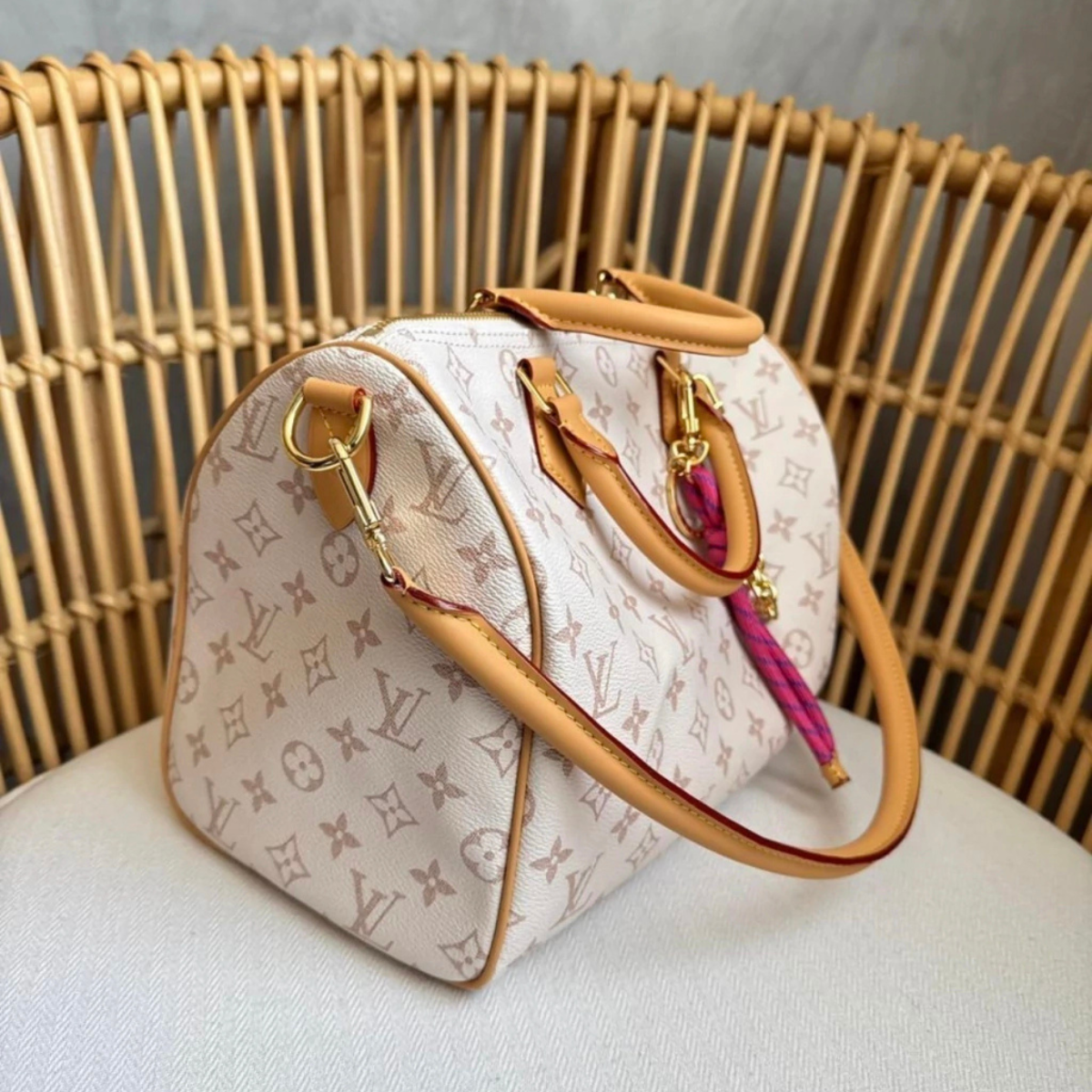 LOUIS VUITTON – SPEEDY SOFT 30 LUCKY BAG