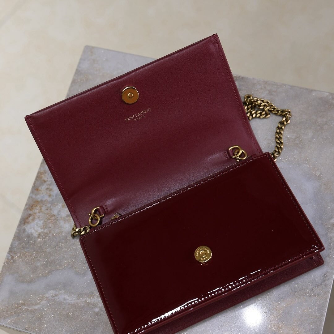 YVES SAINT LAURENT KATE SMALL IN PATENT LEATHER