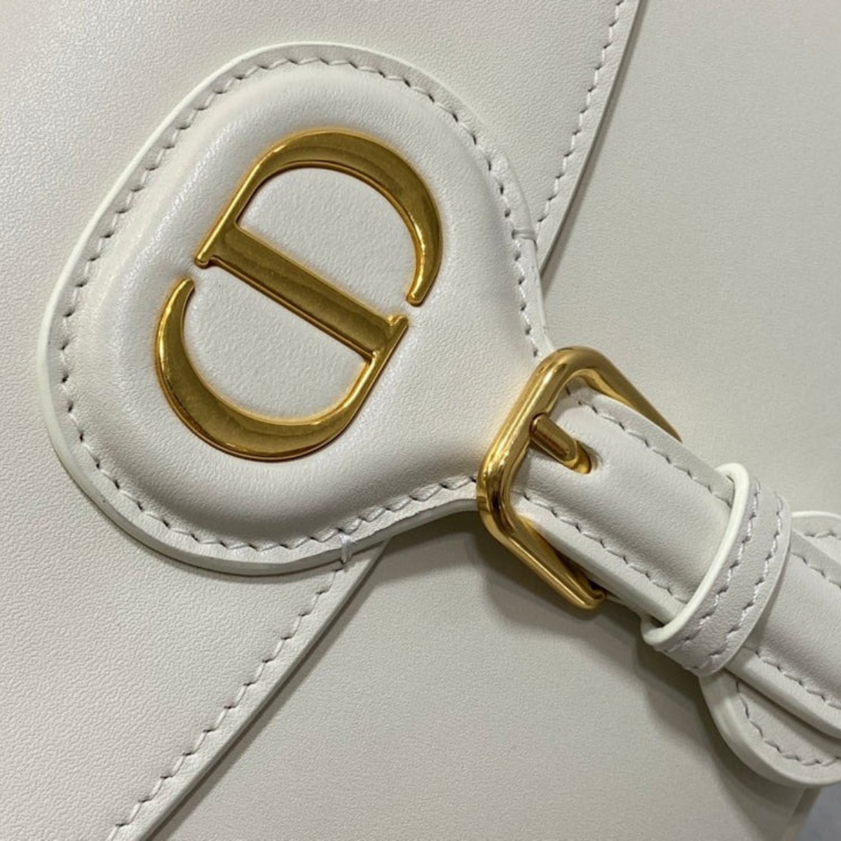 DIOR BOBBY MEDIUM BAG