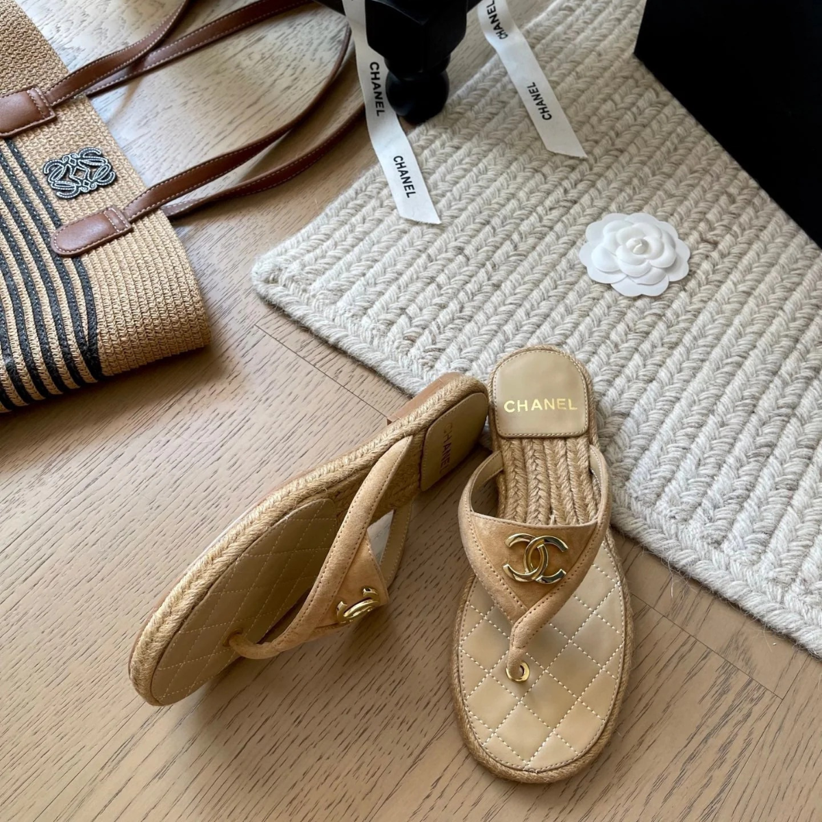 CHANEL 25 FLIP FLOP SANDALS BEIGE SUEDE CALFSKIN ESPADRILLE