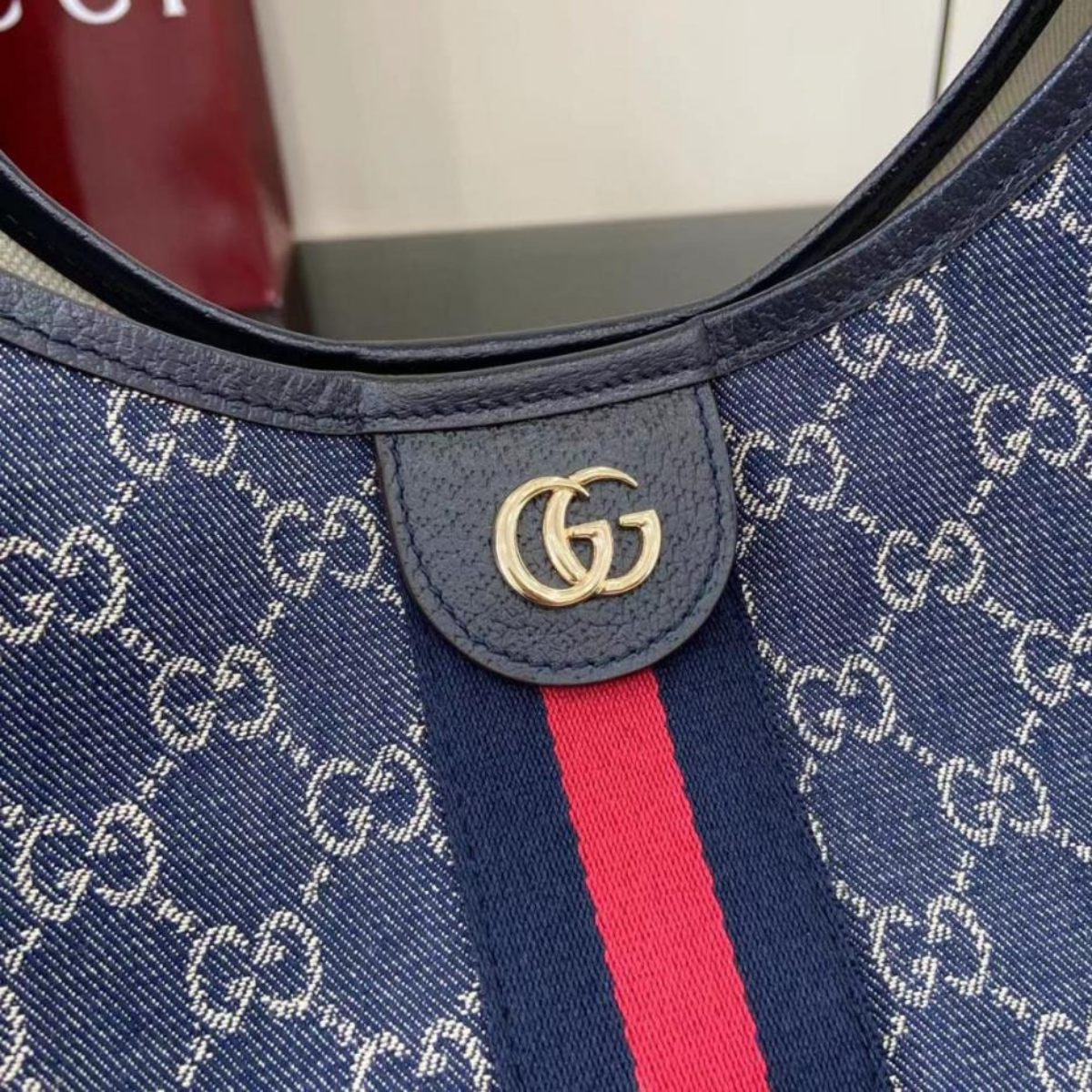 LARGE GUCCI GIGLIO SHOPPER