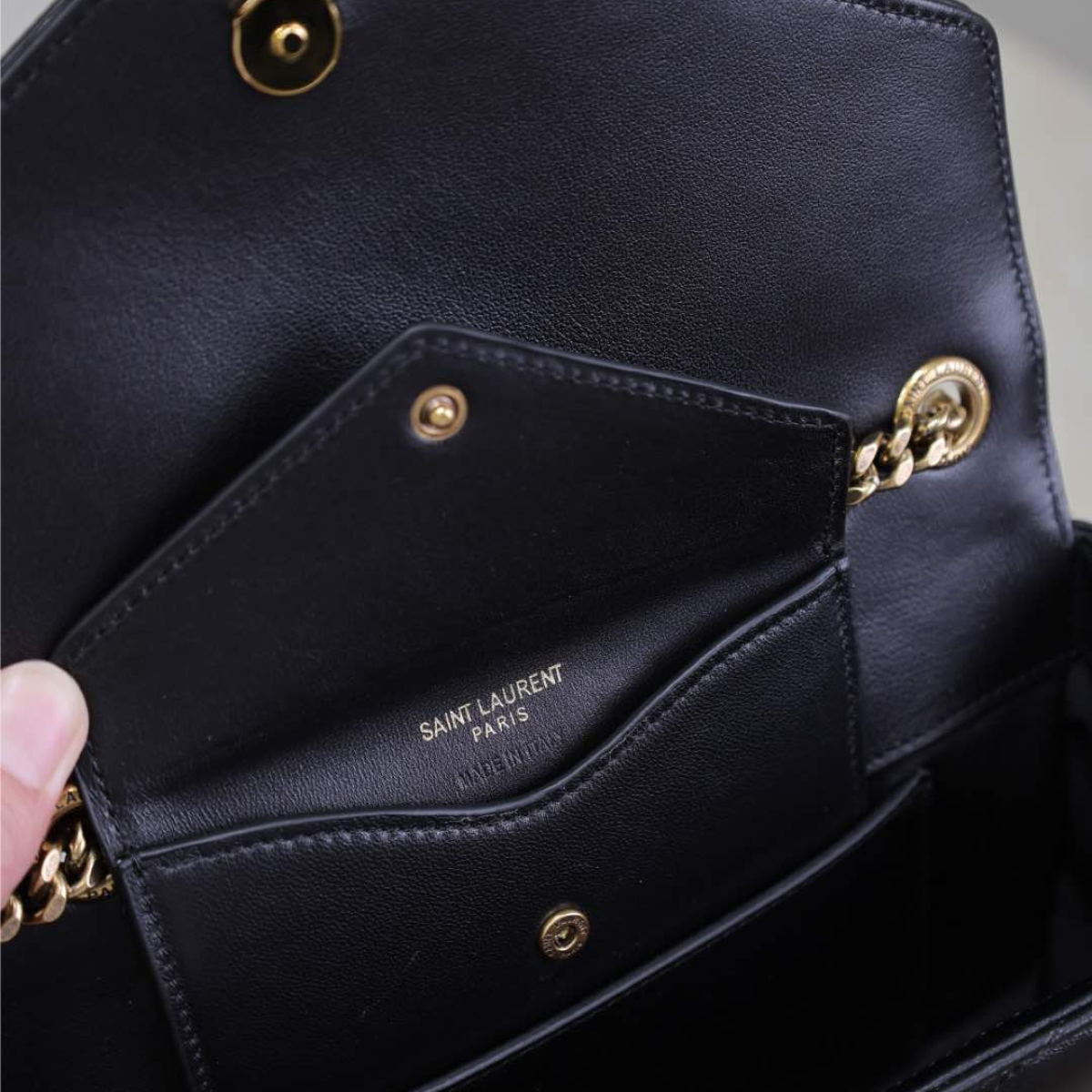 YSL SIGNATURE SET– LOULOU BAG & OPYUM SANDAL